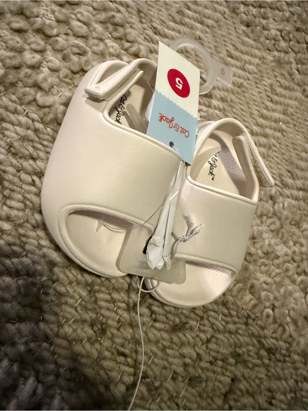 Cat & Jack White Sandals with Hook-and-Loop Strap 5t 5c gender, neutral nwt